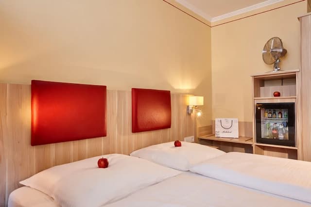 Hotel Concorde München-Standard Double Room-3