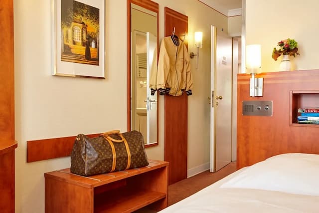 Hotel Concorde München-Standard Single Room-4