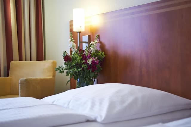 Hotel Concorde München-Superior Room-2