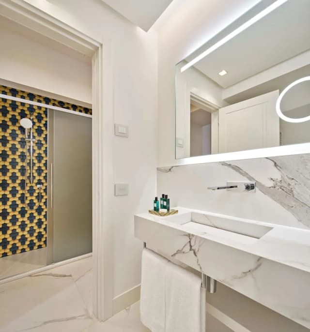 힐튼 큐리오 컬렉션, 드 보나르트 나폴리-패밀리룸, 킹사이즈침대 1개-7