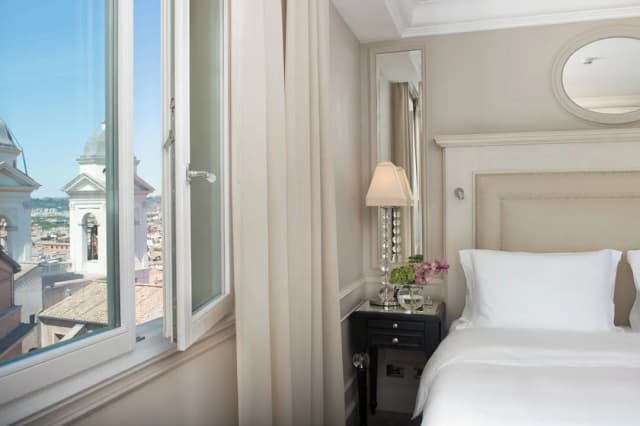 아슬레르 로마-디럭스룸-1