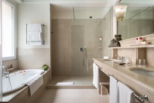 아슬레르 로마-주니어 스위트-6