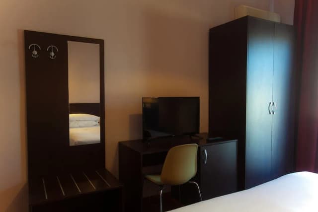 호텔 디 포르타 로마나-더블룸-2