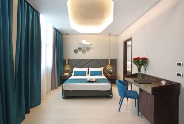 더 하이브 호텔-주니어 스위트-2