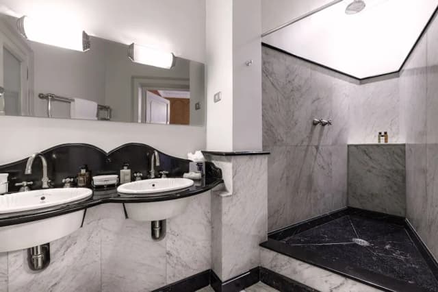 洛迦諾飯店-豪華雙人房-17