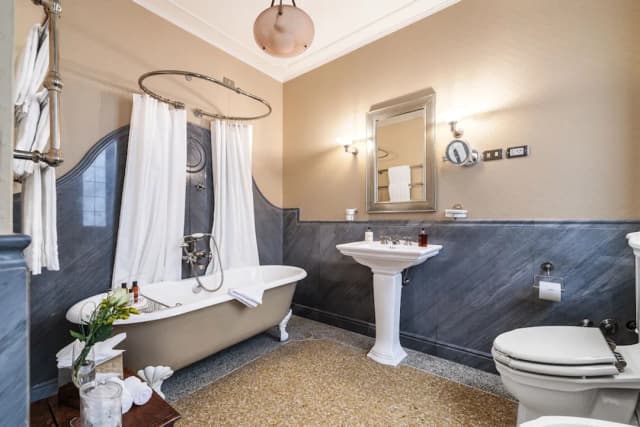 洛迦諾飯店-高級雙人房-10