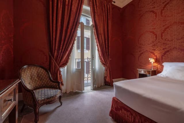 洛迦諾飯店-高級雙人房-2