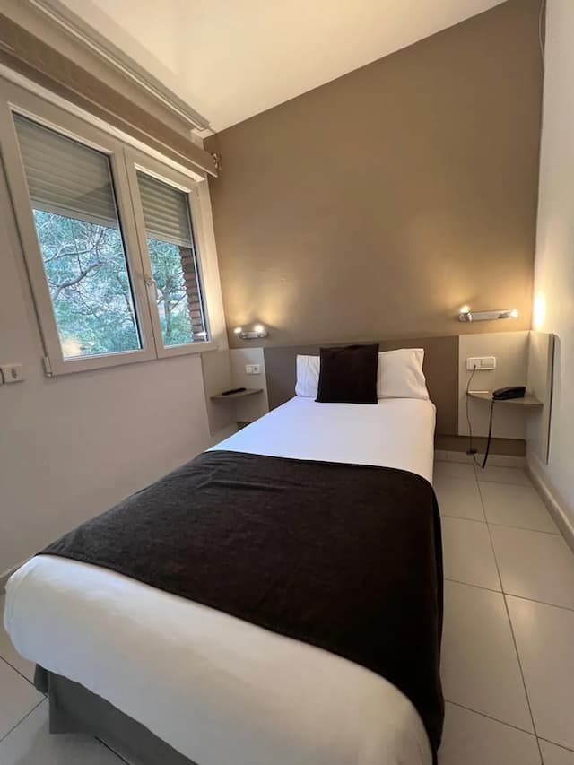 Hotel Travessera-单人房-4