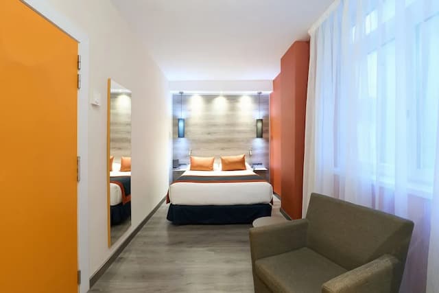 Catalonia Mikado-Premium Double Room-1