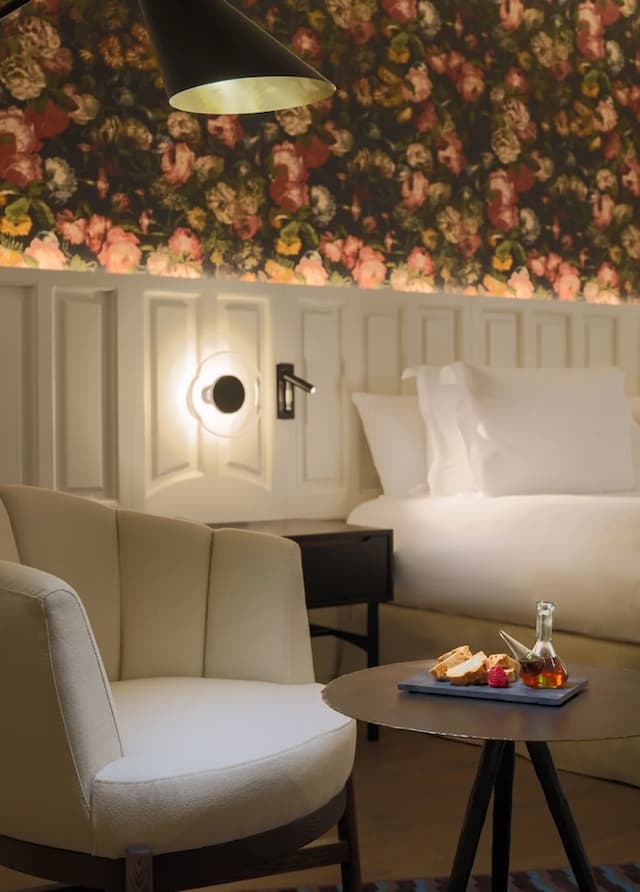 H10 Casanova-高级双人房（单人入住） (Deluxe)-2