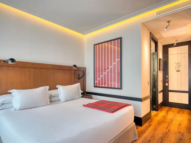 Only YOU Hotel Atocha-Deluxe Double Room Single Use-4