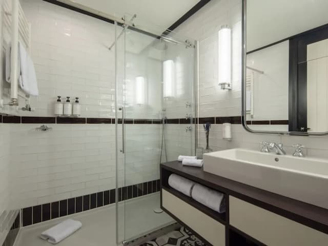 Only YOU Hotel Atocha-Deluxe Double Room Balcony, Single Use-5