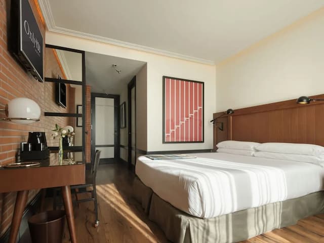 Only YOU Hotel Atocha-Premium Double Room, Balcony-4