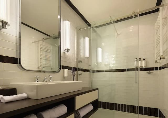 Only YOU Hotel Atocha-Premium Double Room Single Use, Balcony-3