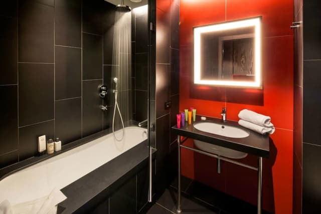 Hotel Glam Milano-Standard Twin Room, 2 Twin Beds-4
