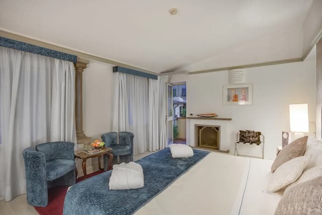 Rivoli Boutique Hotel-Comfort Double Room-4