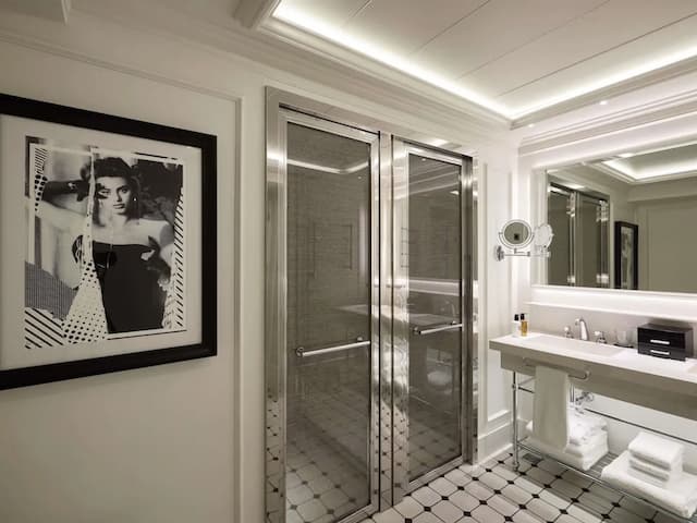 Sofitel Barcelona Skipper-Suite, 1 King Bed, Terrace (Opera, with a Living room)-12