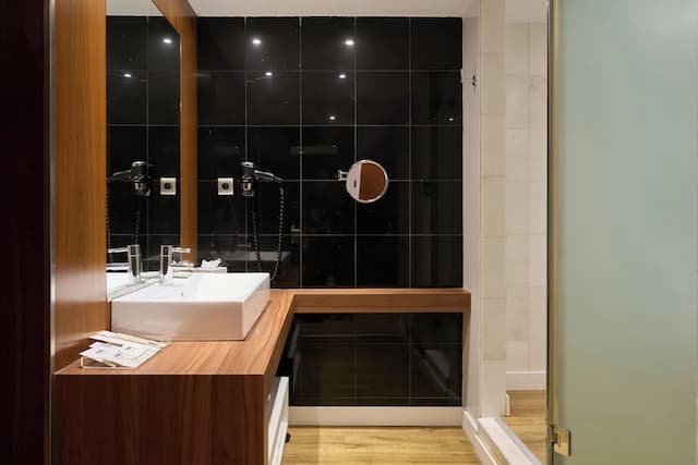 Catalonia Ramblas-高级双人房（单人入住）, 露台 (and private pool)-8