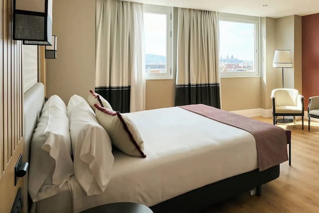 Catalonia Ramblas-华丽双人房-3