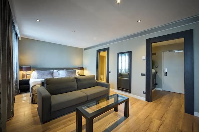 Catalonia Ramblas-小型套房, 私人游泳池-2