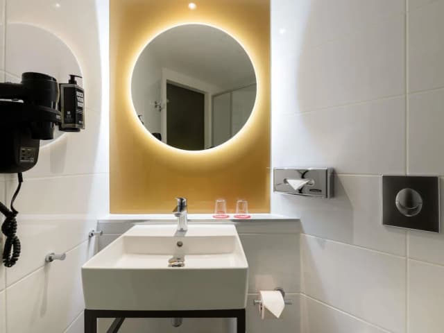 柏林選帝侯大街宜必思飯店-標準雙人房, 1 張加大雙人床-11