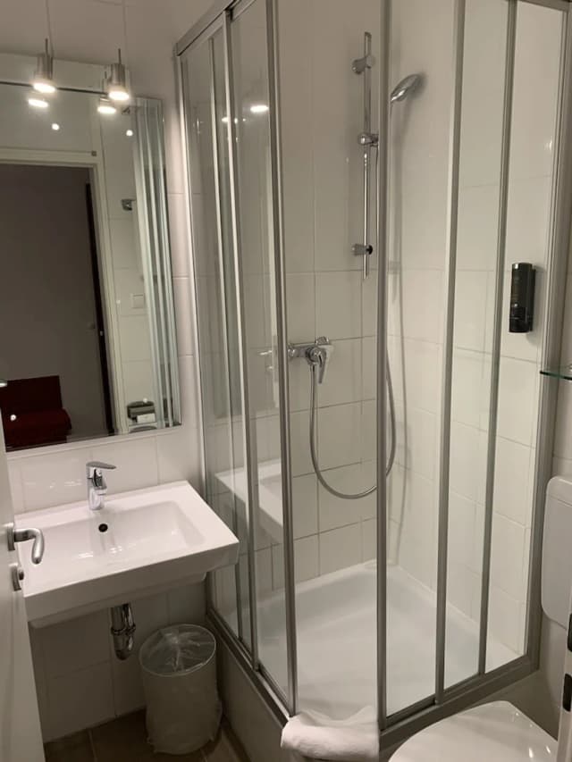 Hotel Nymphenburg City-Superior Single Room, Courtyard View-16