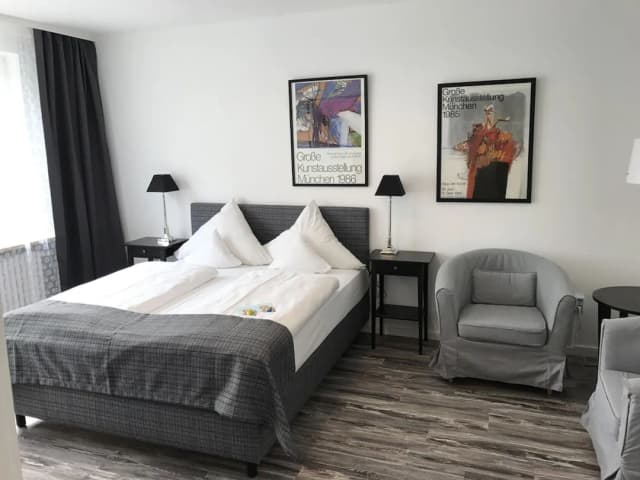 Hotel Nymphenburg City-Superior Double Room, Courtyard View-6