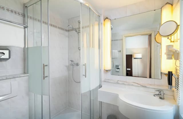 柏林選帝侯大道萊昂納多酒店-舒適客房-5