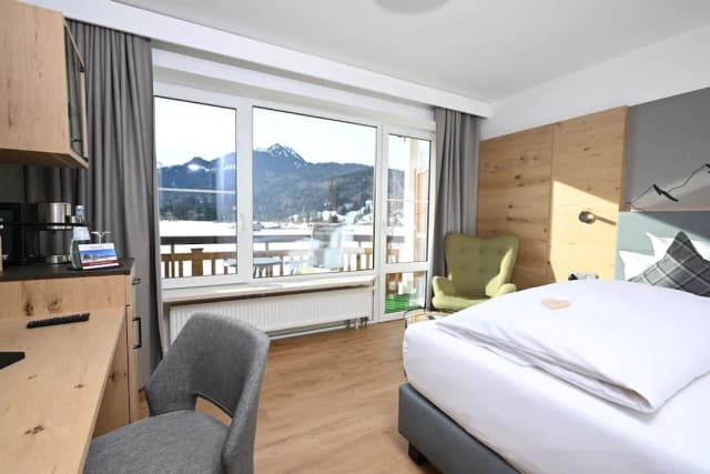 Alpenhof Oberstdorf Hotel & Spa, BW Signature Collection-Superior Room, 1 Twin Bed, Balcony, Mountain View-1