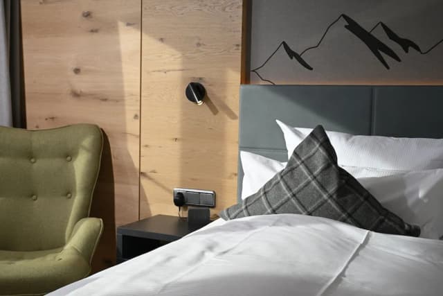 Alpenhof Oberstdorf Hotel & Spa, BW Signature Collection-Superior Room, 1 Twin Bed, Balcony, Mountain View-2
