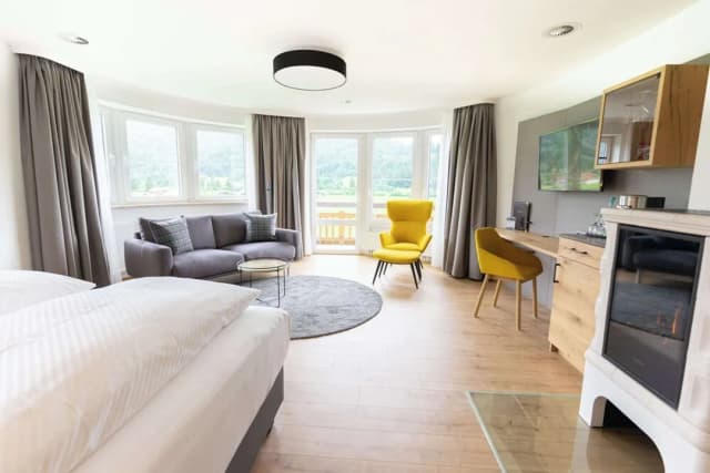 Alpenhof Oberstdorf Hotel & Spa, BW Signature Collection-Junior Suite, 1 Double Bed, Mountain View-3