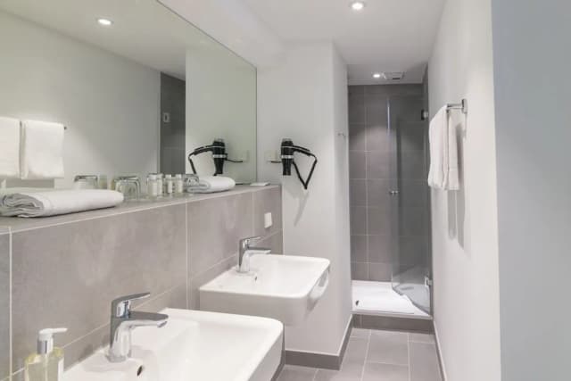 Bayer 89 Vi Vadi Hotel-Junior Studio Suite-4