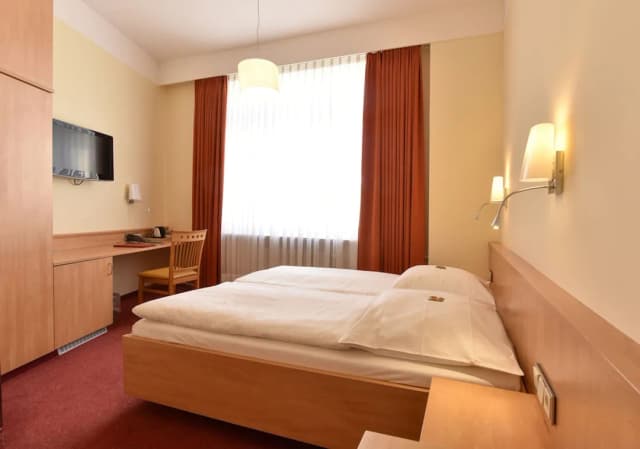 Hotel Adria München-经典双人房-1