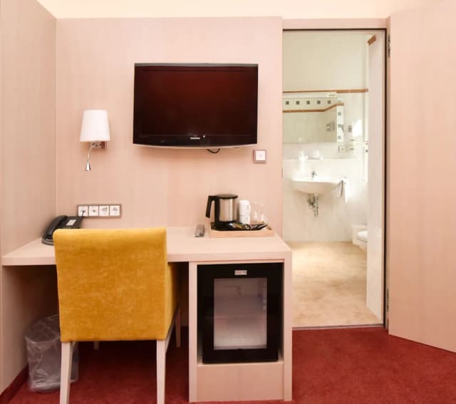 Hotel Adria München-舒适客房-6