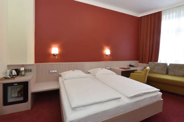 Hotel Adria München-小型套房-13