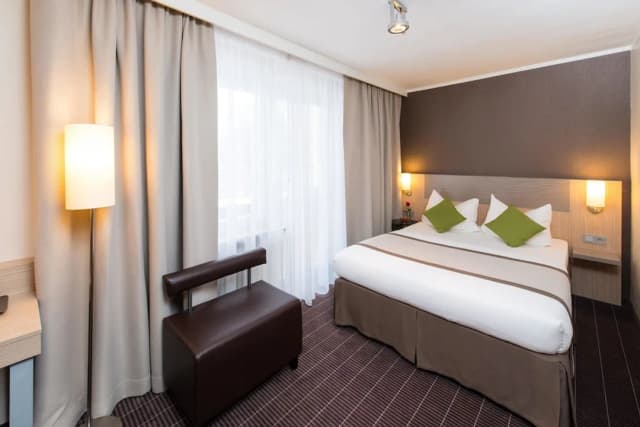 New Orly-Superior Single Room with Single Bed, Aircondition and Air Filter-2