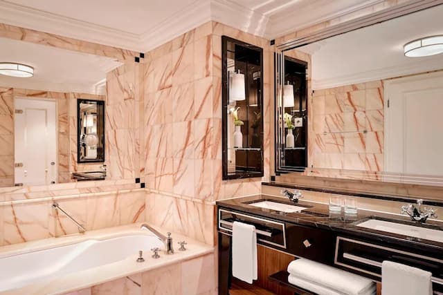 柏林麗思卡爾頓飯店-豪華客房, 1 張特大雙人床 (View)-6