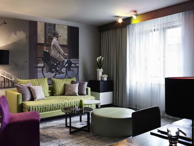 Sofitel Munich Bayerpost-Junior Suite, City View (Duplex)-11
