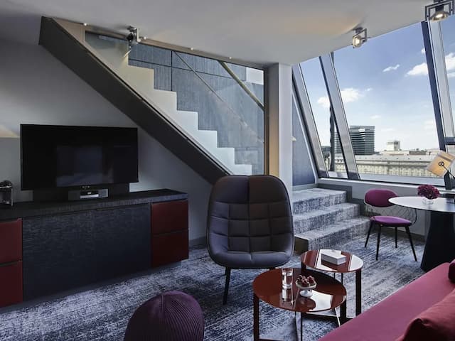 Sofitel Munich Bayerpost-Junior Suite, City View (Duplex)-9