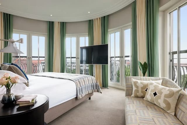 Rocco Forte The Charles Hotel-Signature Suite, Panoramic View-6