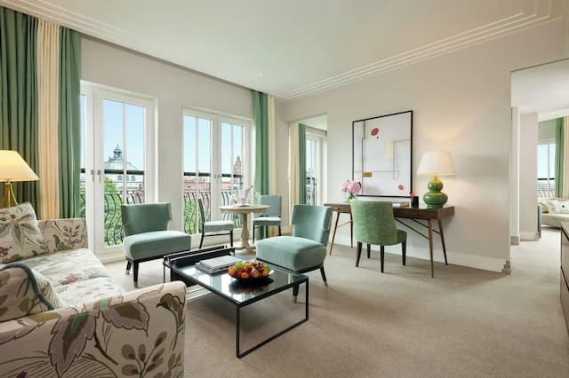 Rocco Forte The Charles Hotel-Signature Suite, Panoramic View-1