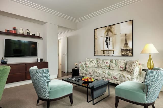 Rocco Forte The Charles Hotel-Signature Suite, Panoramic View-8