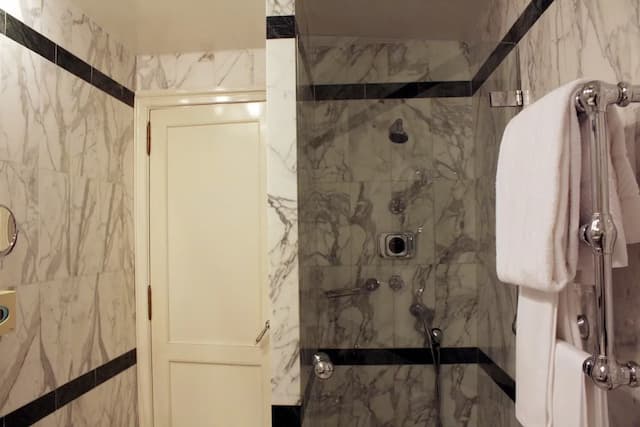 阿爾巴尼佛羅倫薩飯店-豪華雙人房-15