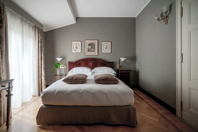 Grand Hotel et de Milan-Classic Double Room-5