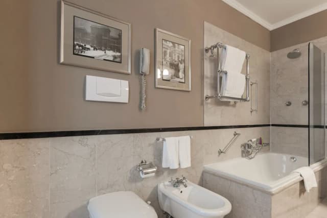 Grand Hotel et de Milan-Deluxe Double or Twin Room-4