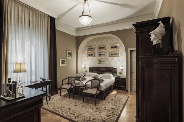 Grand Hotel et de Milan-Deluxe Double or Twin Room-1