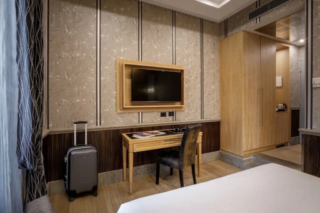 摩甘納飯店-奢華四人房-6