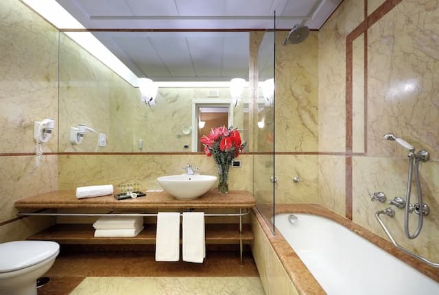 歐洲之星怡東酒店-豪華雙人房, 海景-4