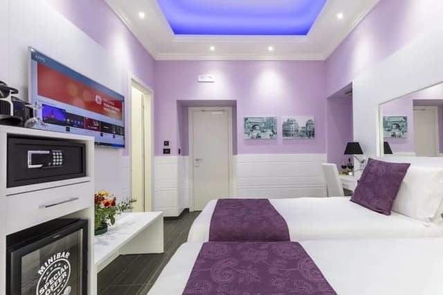 THE ONE Boutique Hotel & SPA Rome-Deluxe Double Room, City View-9