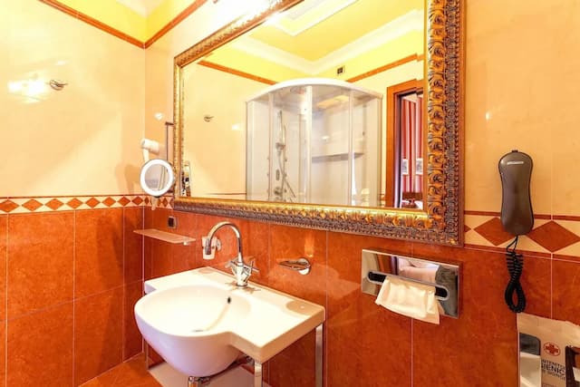 호텔 맨프레디 스위트 인 로마-슈피리어룸-6